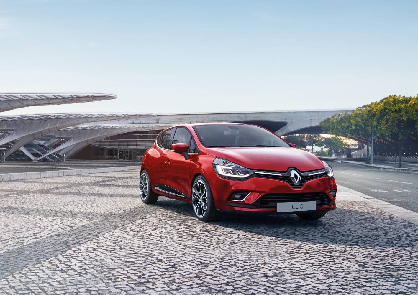 Clio pat on back for Renault