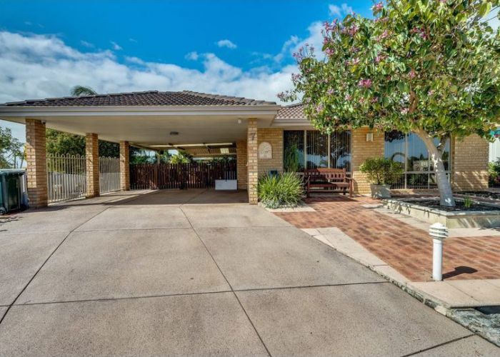 7 Grover Court, Leeming – $749,500