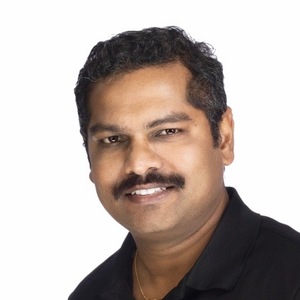 Velusamy mutu headshot 0819