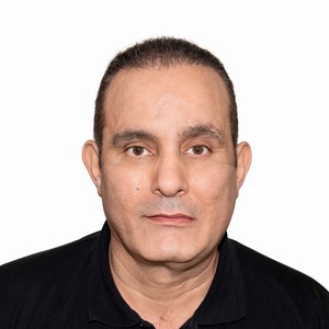 Aryan cas headshot 0819