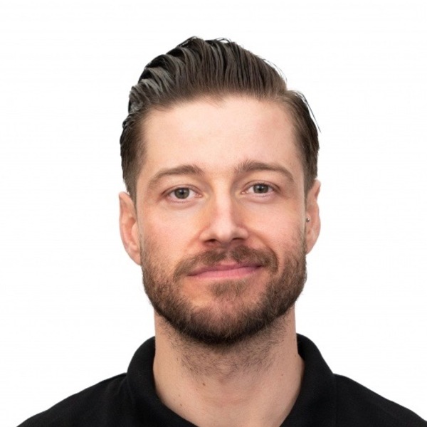 Osborne rob headshot 0919