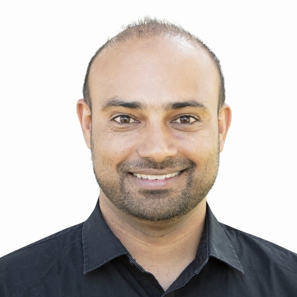 Sekhon prakash headshot 030320