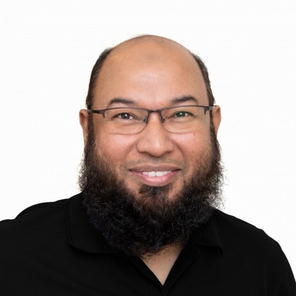 Rahman basit headshot 0420