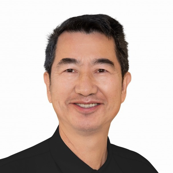 Gu mark headshot 0520