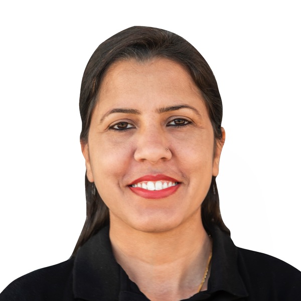 Rani nisha headshot 0720 %281%29