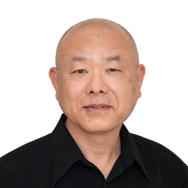 Xu andrew headshot 1020