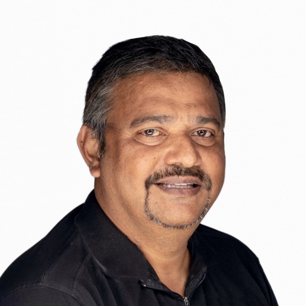 Hussain naz headshot 1120
