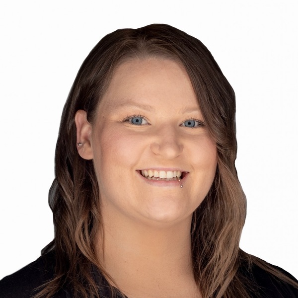 Woolley erin headshot 1120