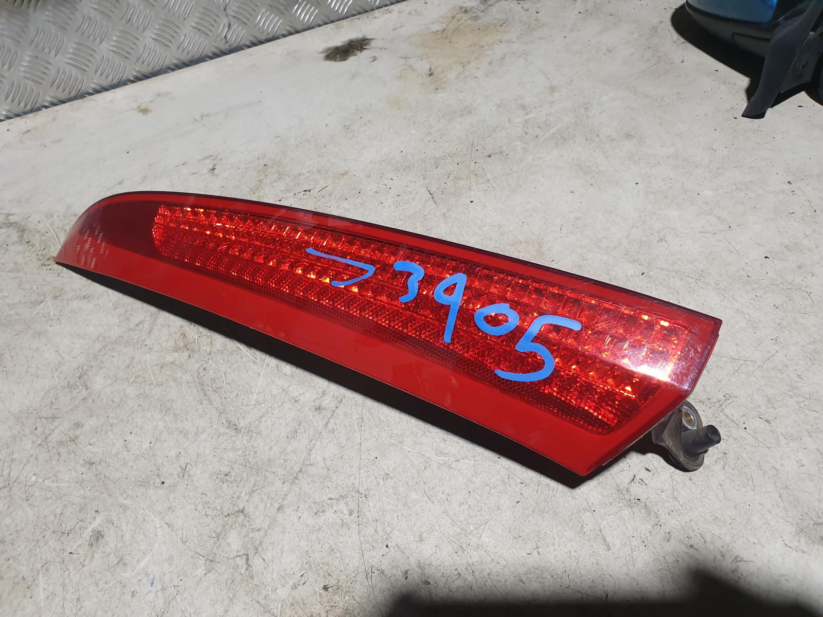 2006 Volvo Xc90 Left Taillight View Auto part Left Taillight Volvo Xc90 2006