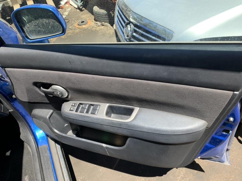 View Auto part Right Door Mirror Nissan Tiida 2010