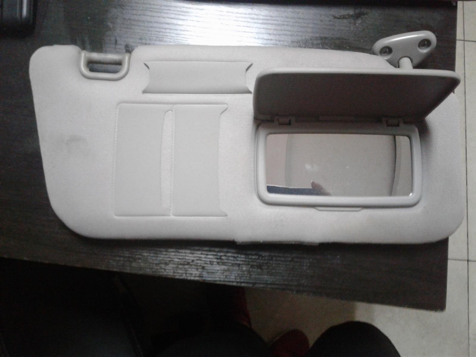 View Auto part Sunvisor Subaru Forester 2006