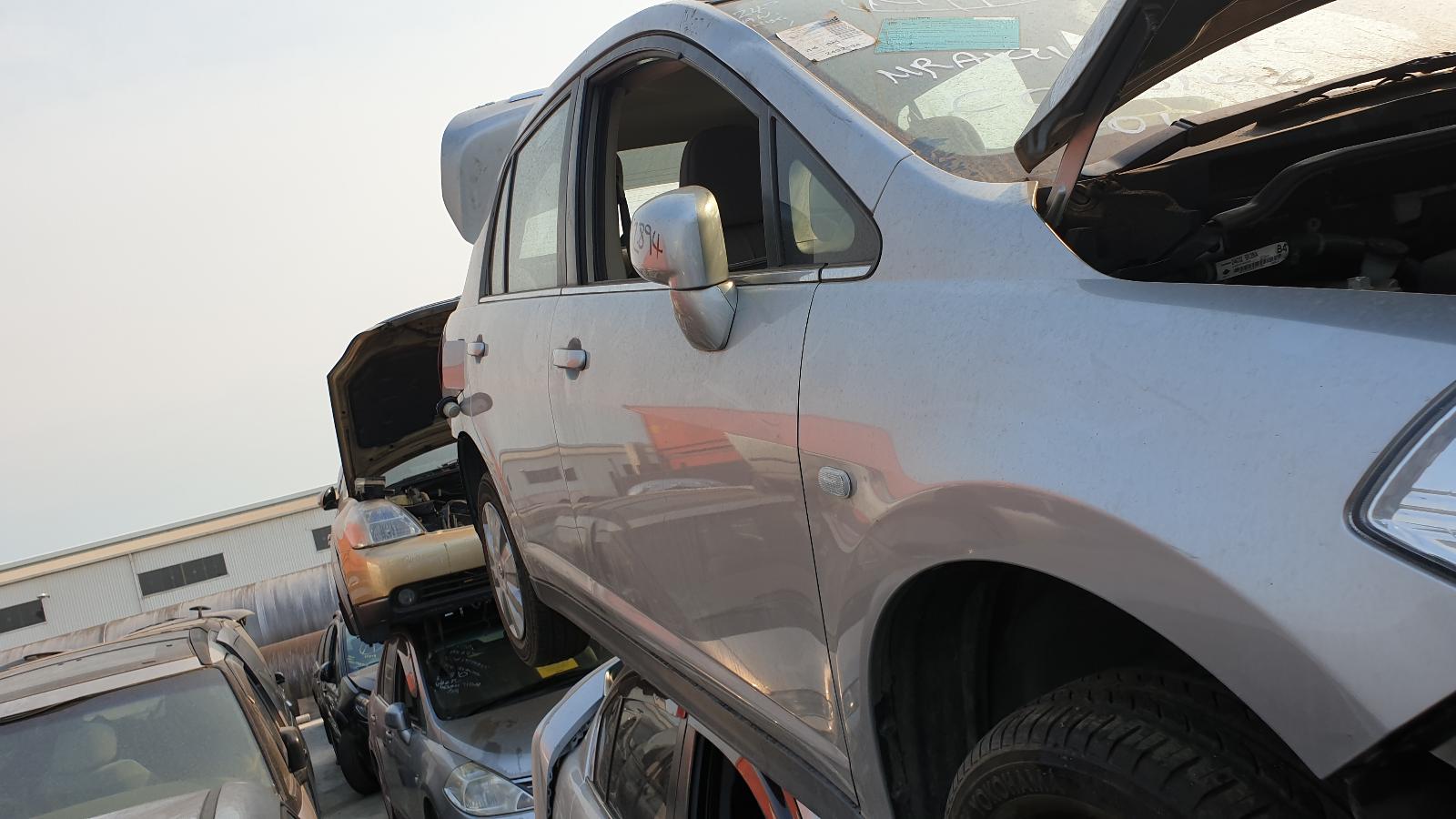 View Auto part Right Door Mirror Nissan Tiida 2007
