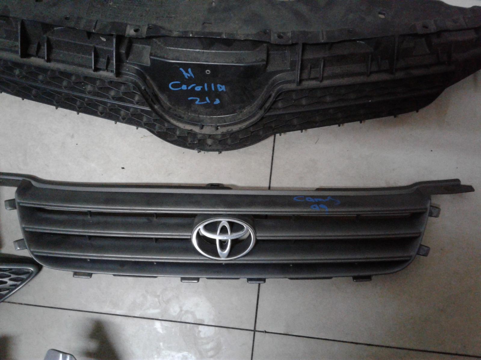 View Auto part Grille Toyota Camry 1999