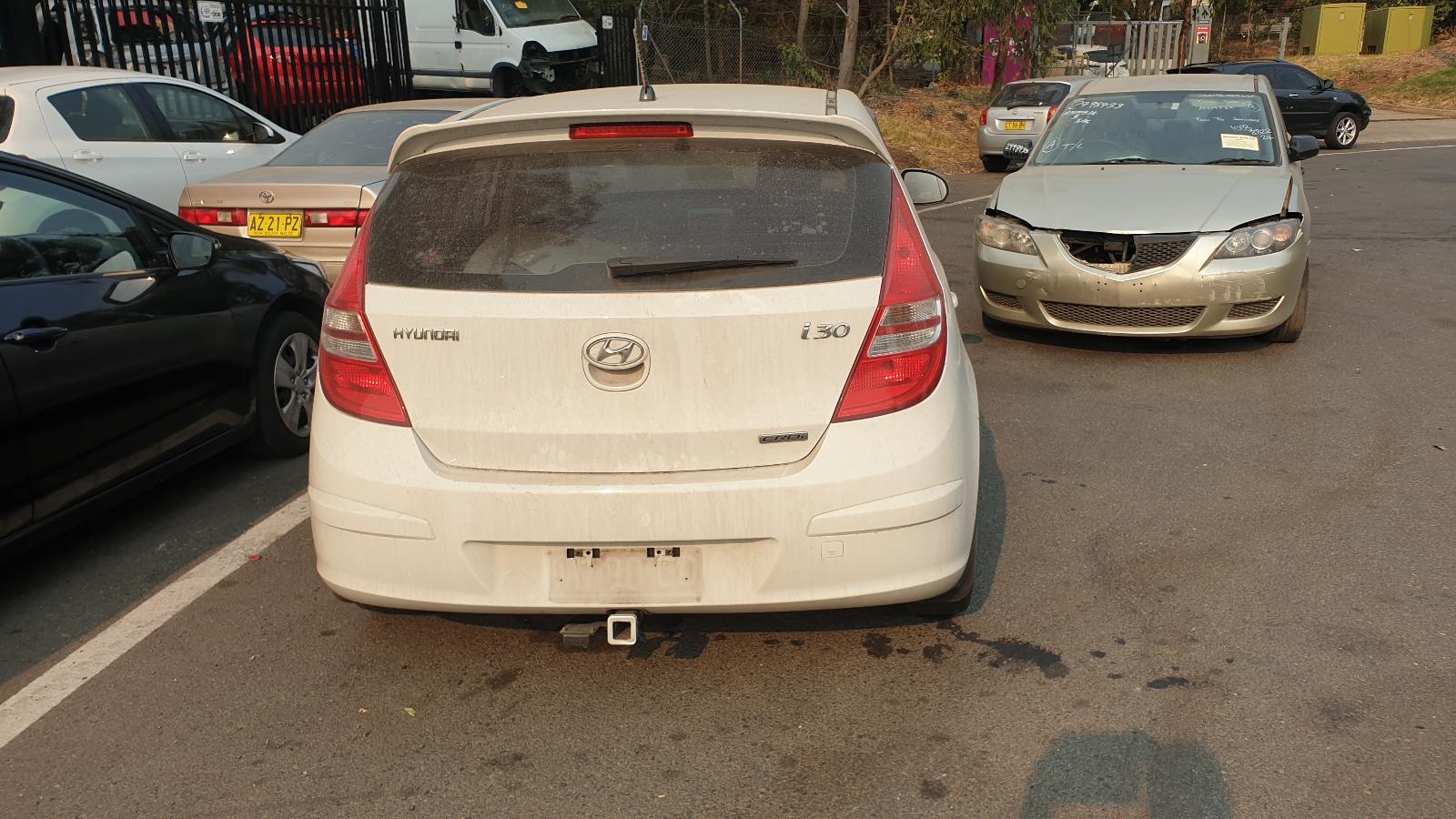 View Auto part Left Door Mirror Hyundai I30 2010