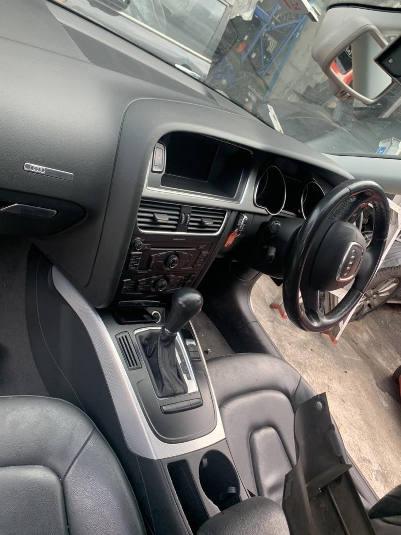 View Auto part Door/Boot/Gate Lock Audi A5 2009