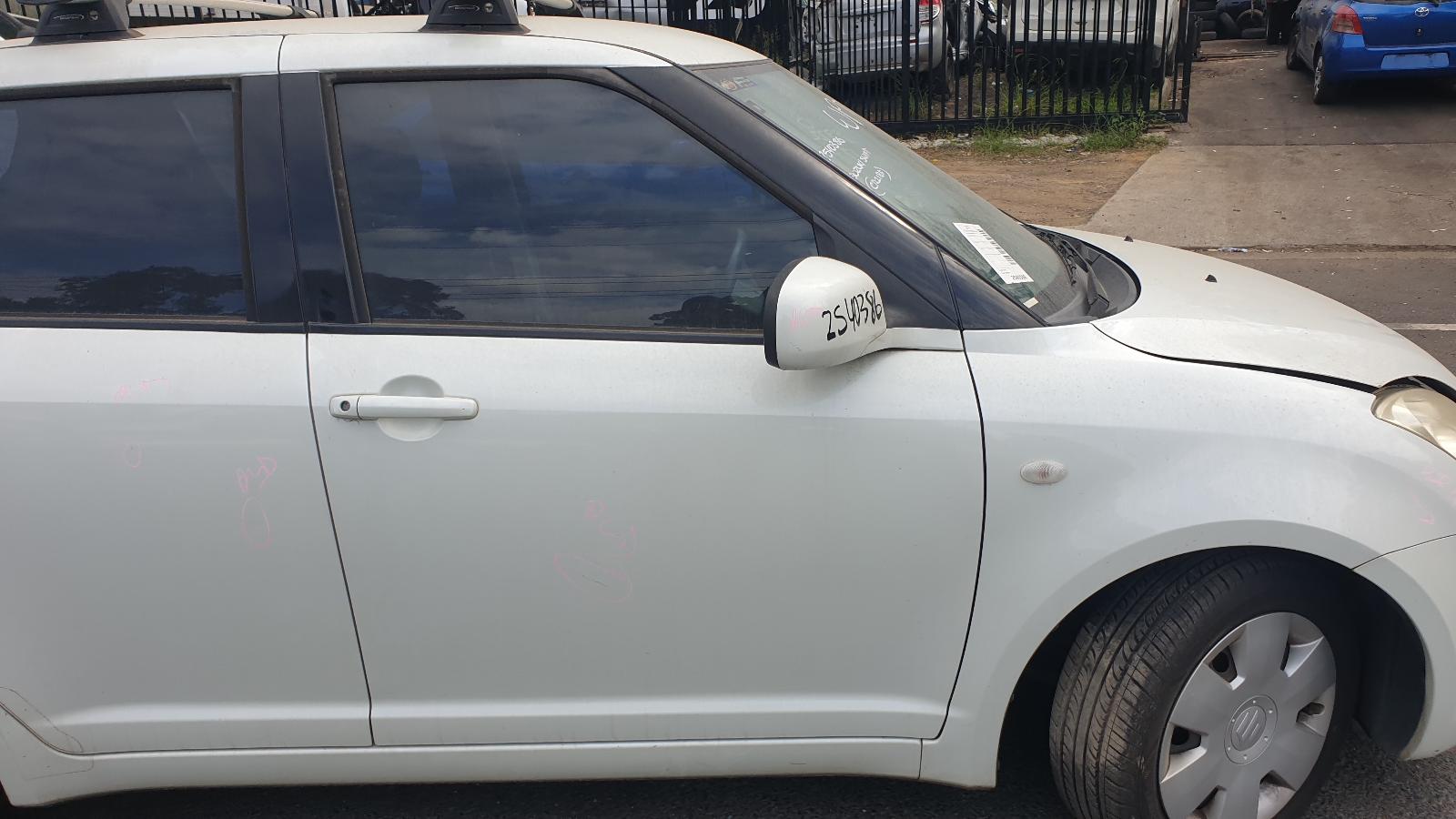 View Auto part Sunvisor Suzuki Swift 2010