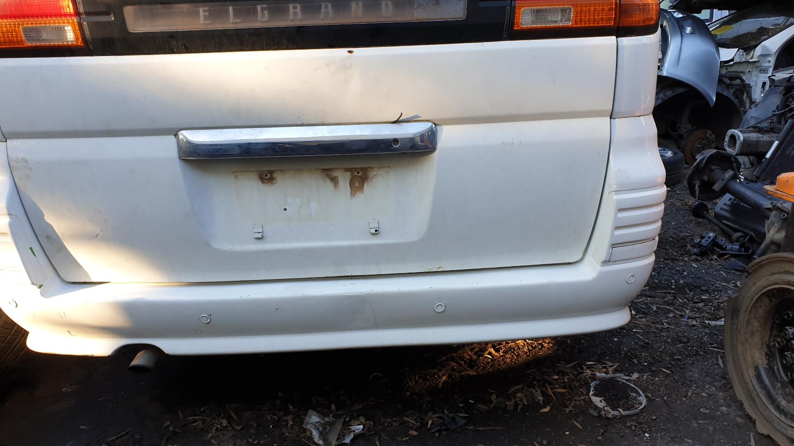 Trans/Gearbox Elgrand Nissan 2001