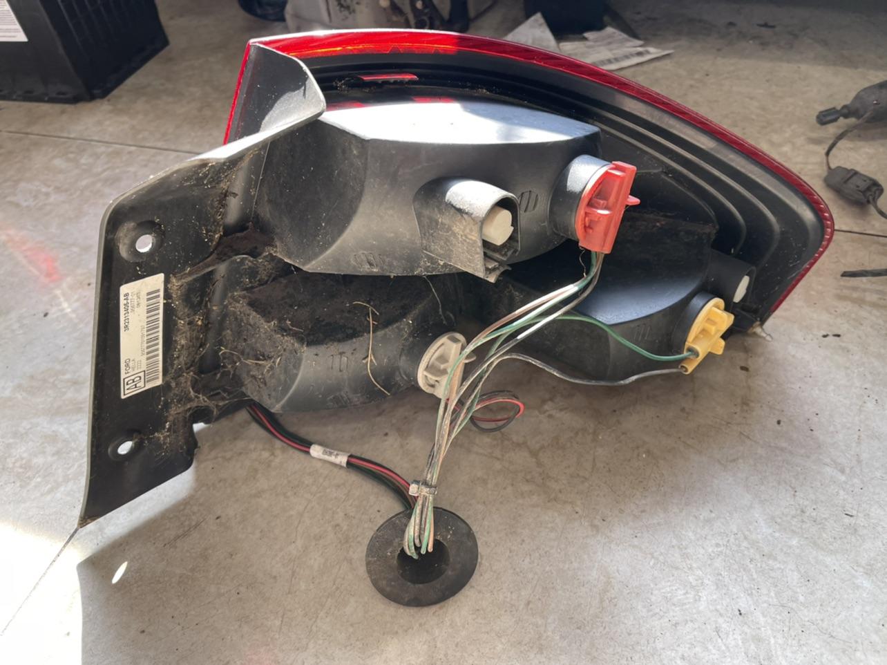 View Auto part Left Taillight Ford Falcon 2003