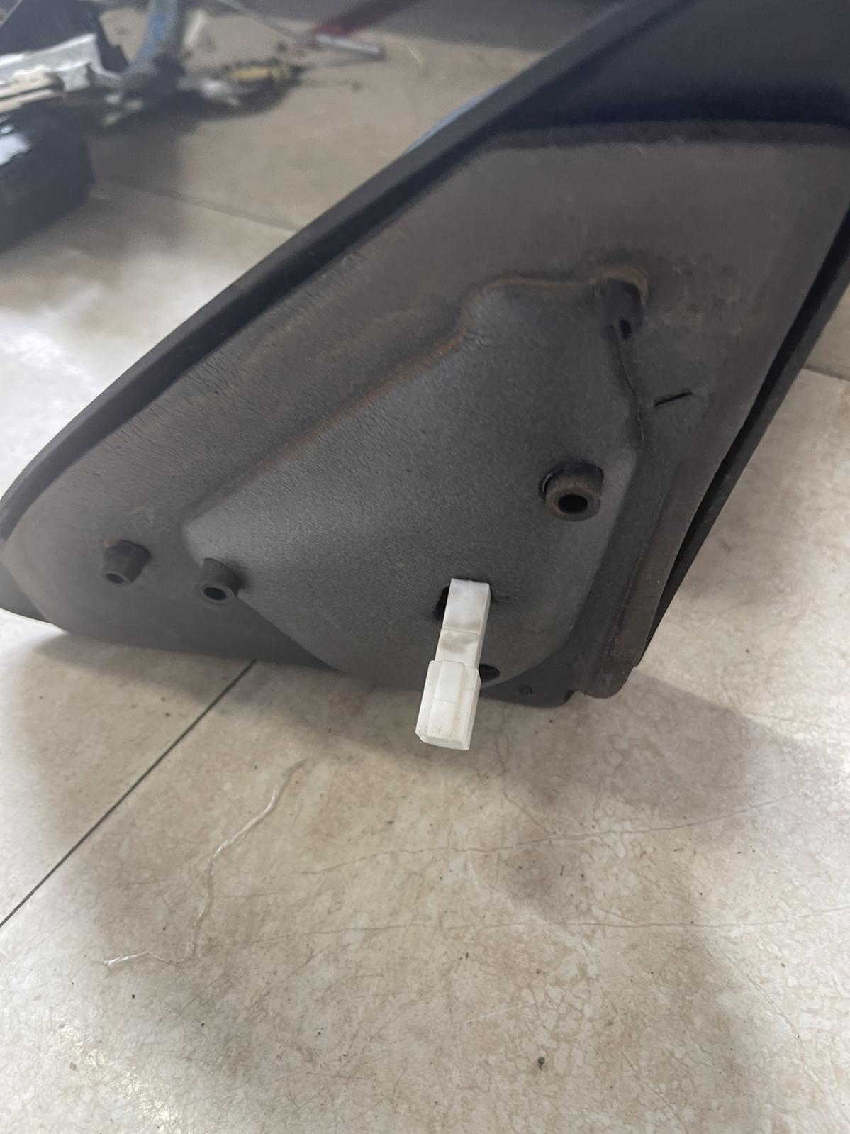 View Auto part Right Door Mirror Ford Falcon 2004