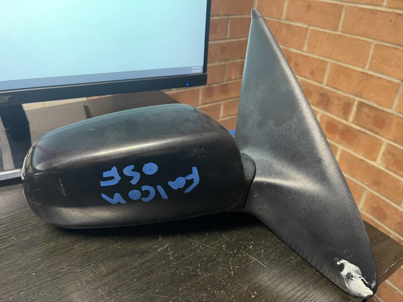 View Auto part Right Door Mirror Ford Falcon 2005
