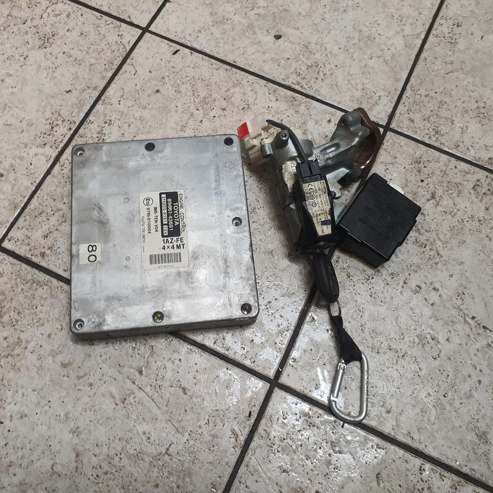 View Auto part Ecu Toyota Rav4 2002