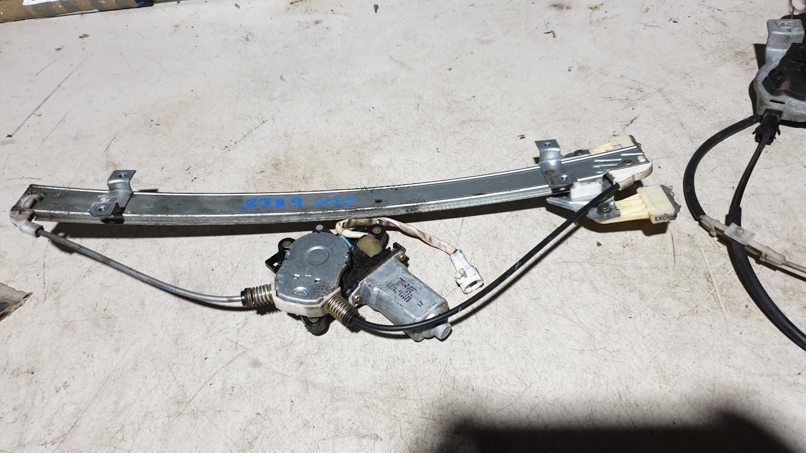 View Auto part Left Front Window Reg/Motor Suzuki Liana 2002