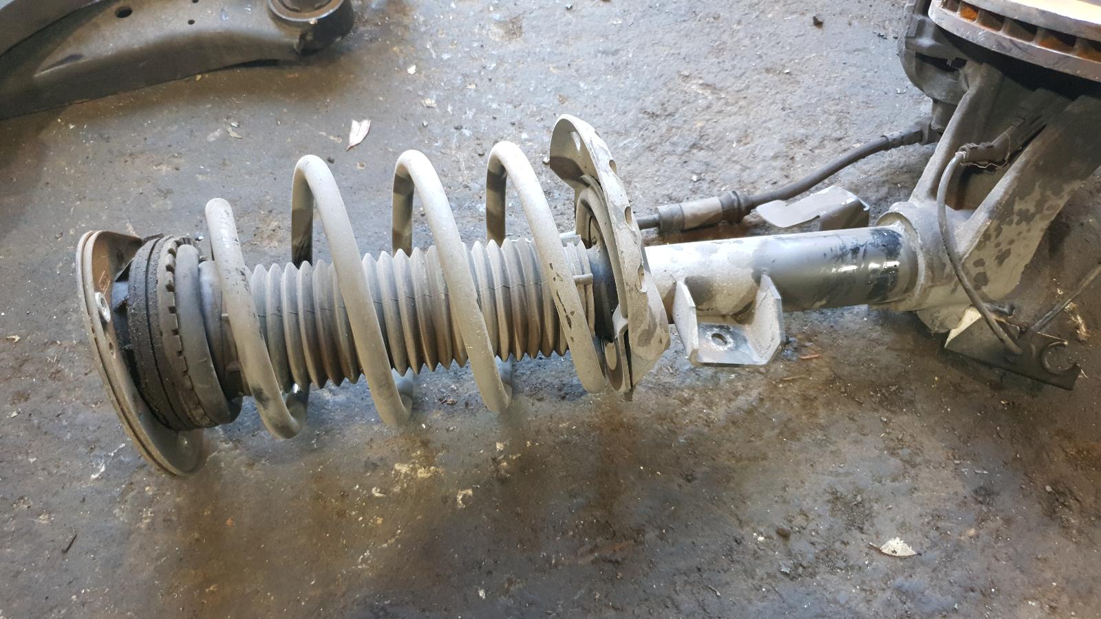 View Auto part Left Front Strut Ford Mondeo 2012
