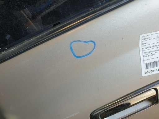 View Auto part Left Front Door Toyota Landcruiser 1993