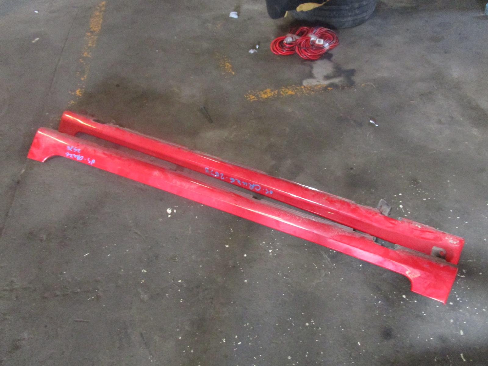 View Auto part Side Step/Skirt Holden Cruze 2013