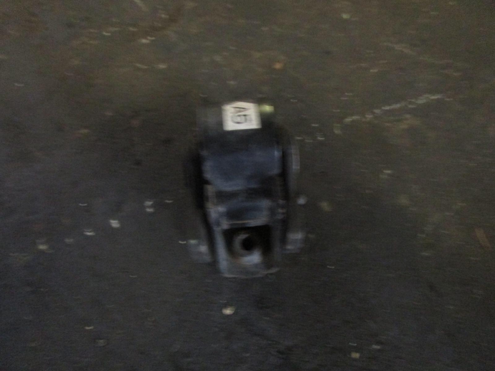 View Auto part Mount Toyota Corolla 2013