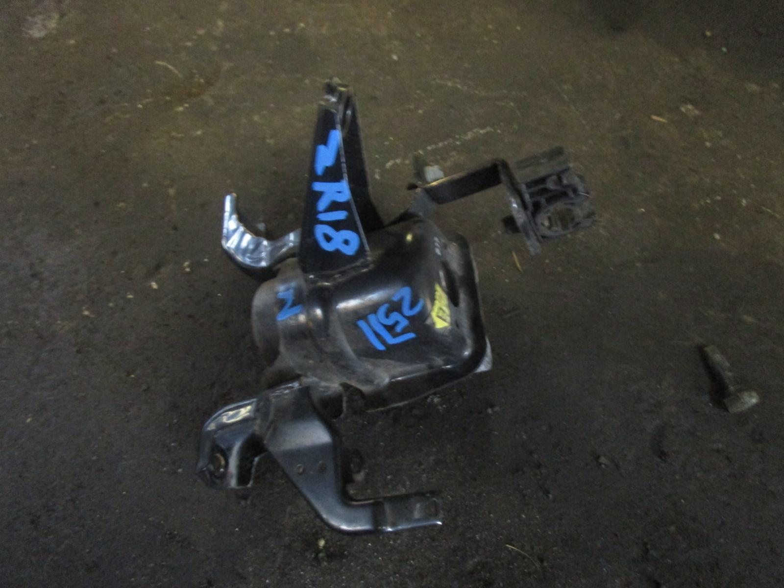 View Auto part Mount Toyota Corolla 2013