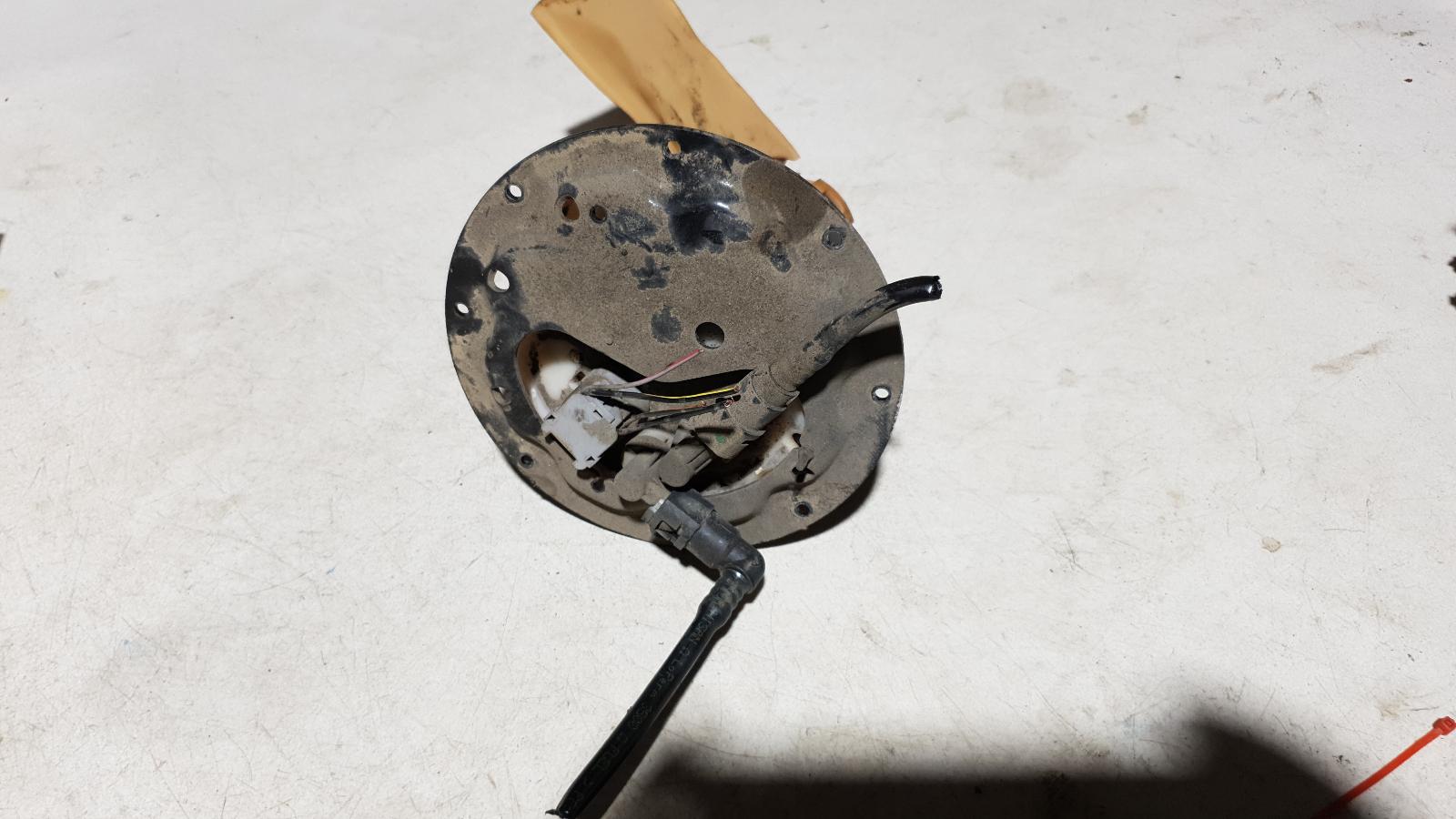 View Auto part Fuel Pump Mazda Mpv 2000