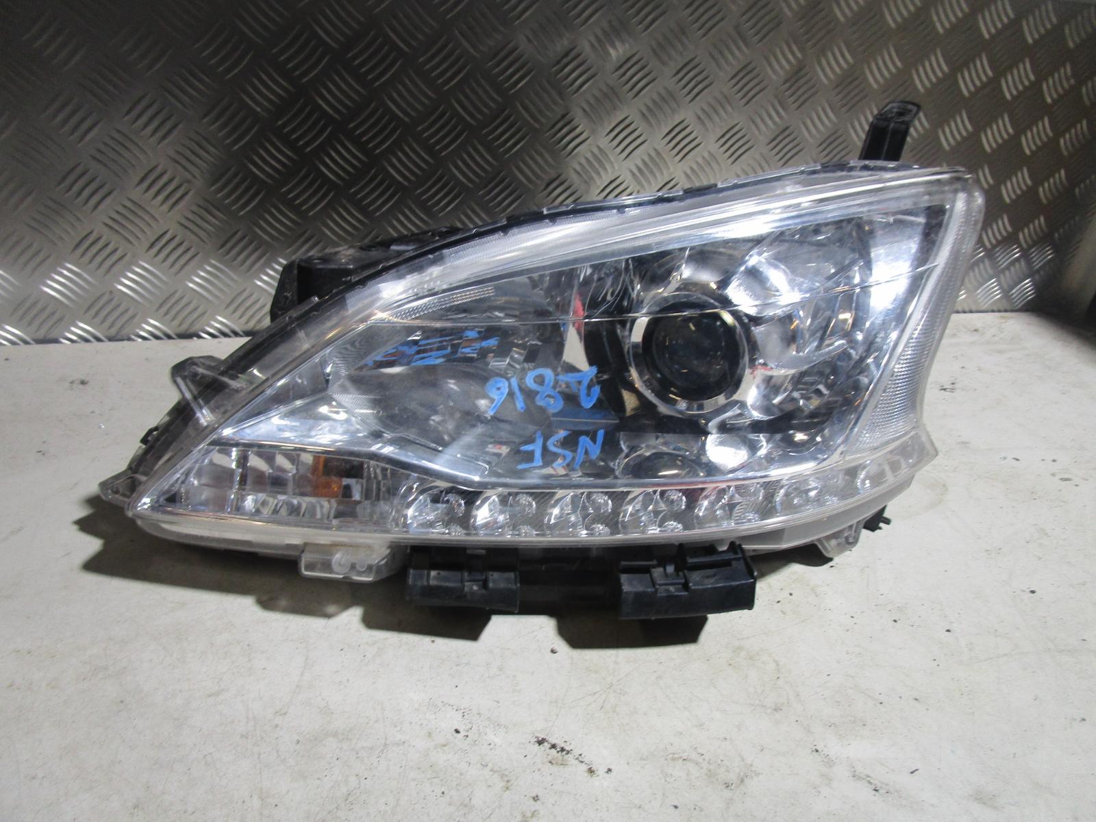 View Auto part Left Headlamp Nissan Pulsar 2015