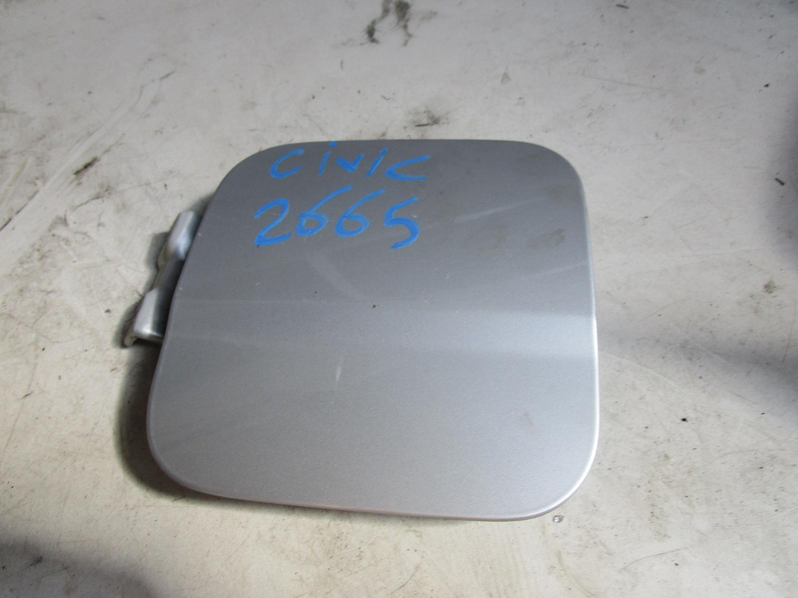 View Auto part Fuel Door / Filler Honda Civic 2002