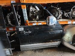 View Auto part Right Front Door Mitsubishi Pajero 2001