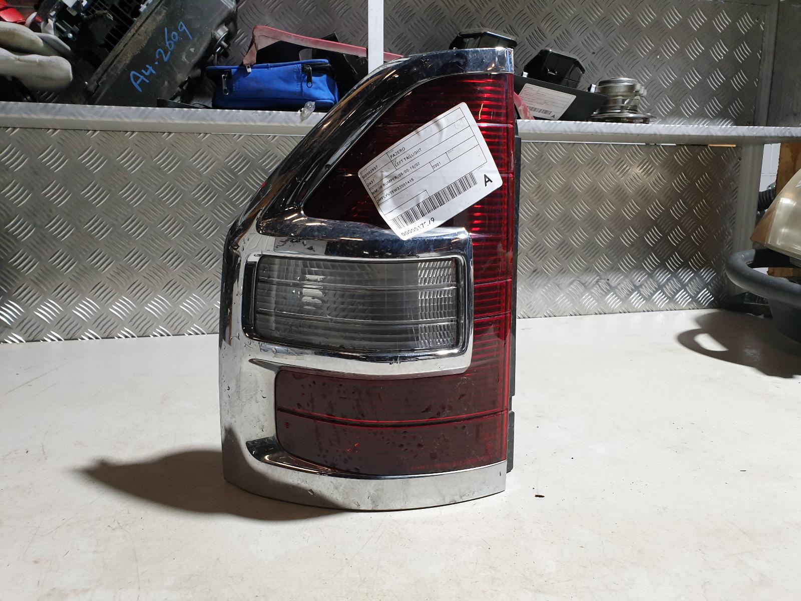 View Auto part Left Taillight Mitsubishi Pajero 2001