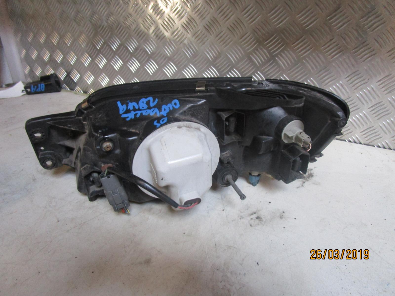 View Auto part Right Headlamp Subaru Outback 2000