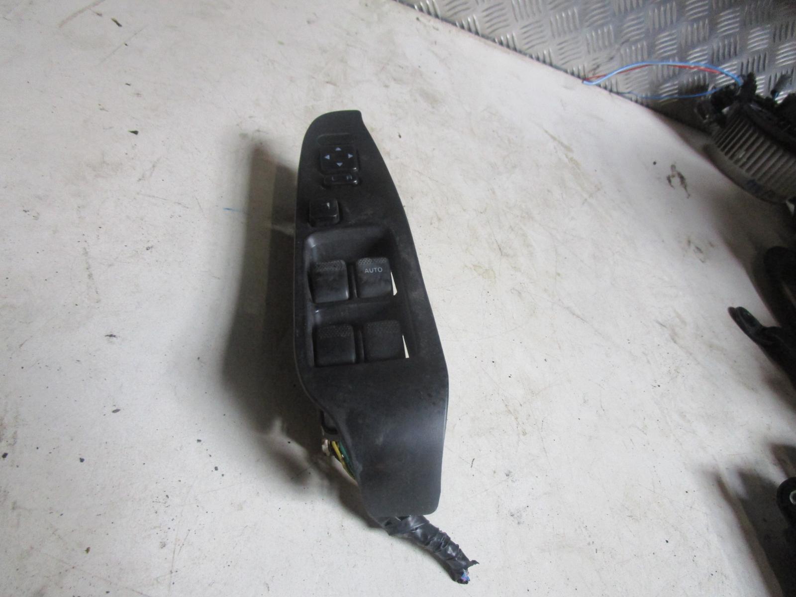 View Auto part Misc Switch/Relay Subaru Outback 2000