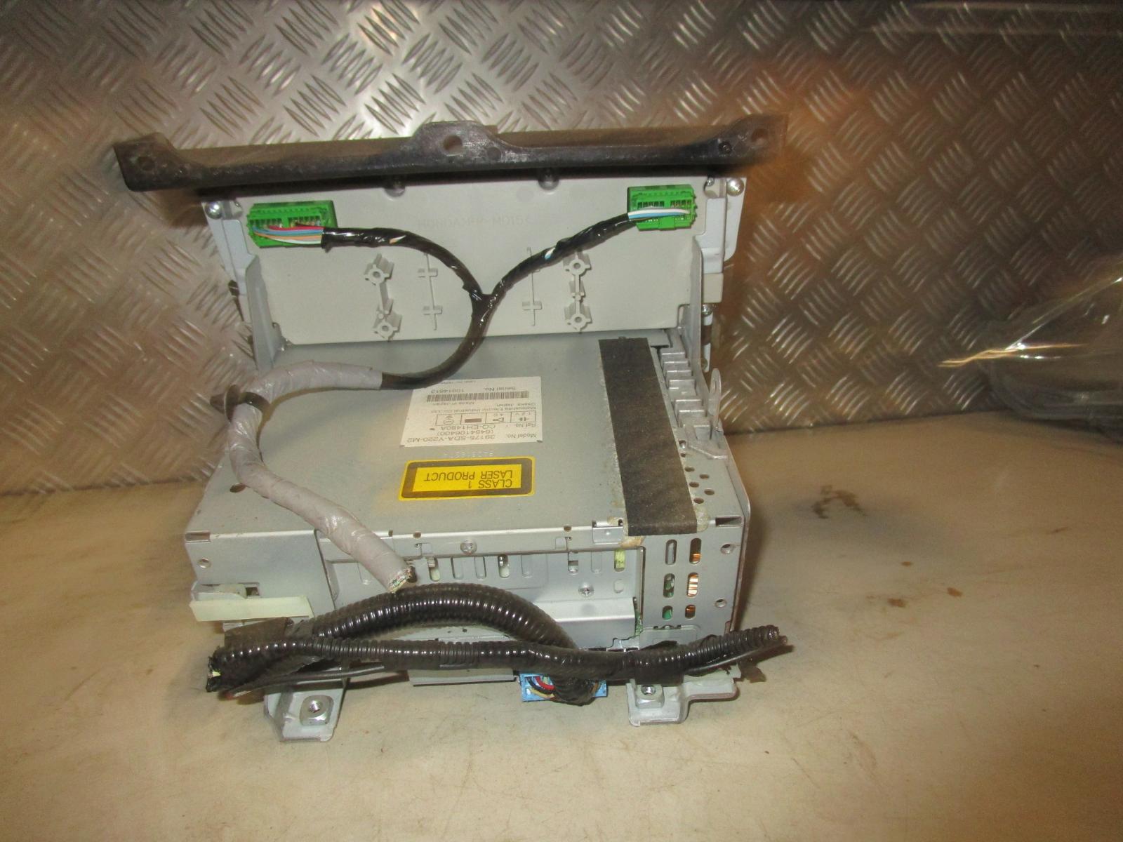 View Auto part Radio/Cd/Dvd/Sat/Tv Honda Accord 2005