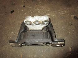 View Auto part Mount Holden Captiva 2011