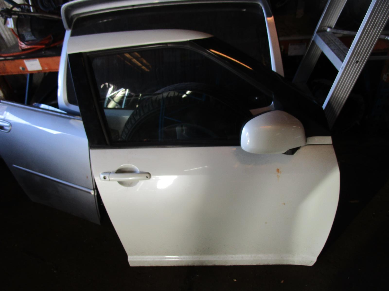 View Auto part Right Front Door Suzuki Swift 2008