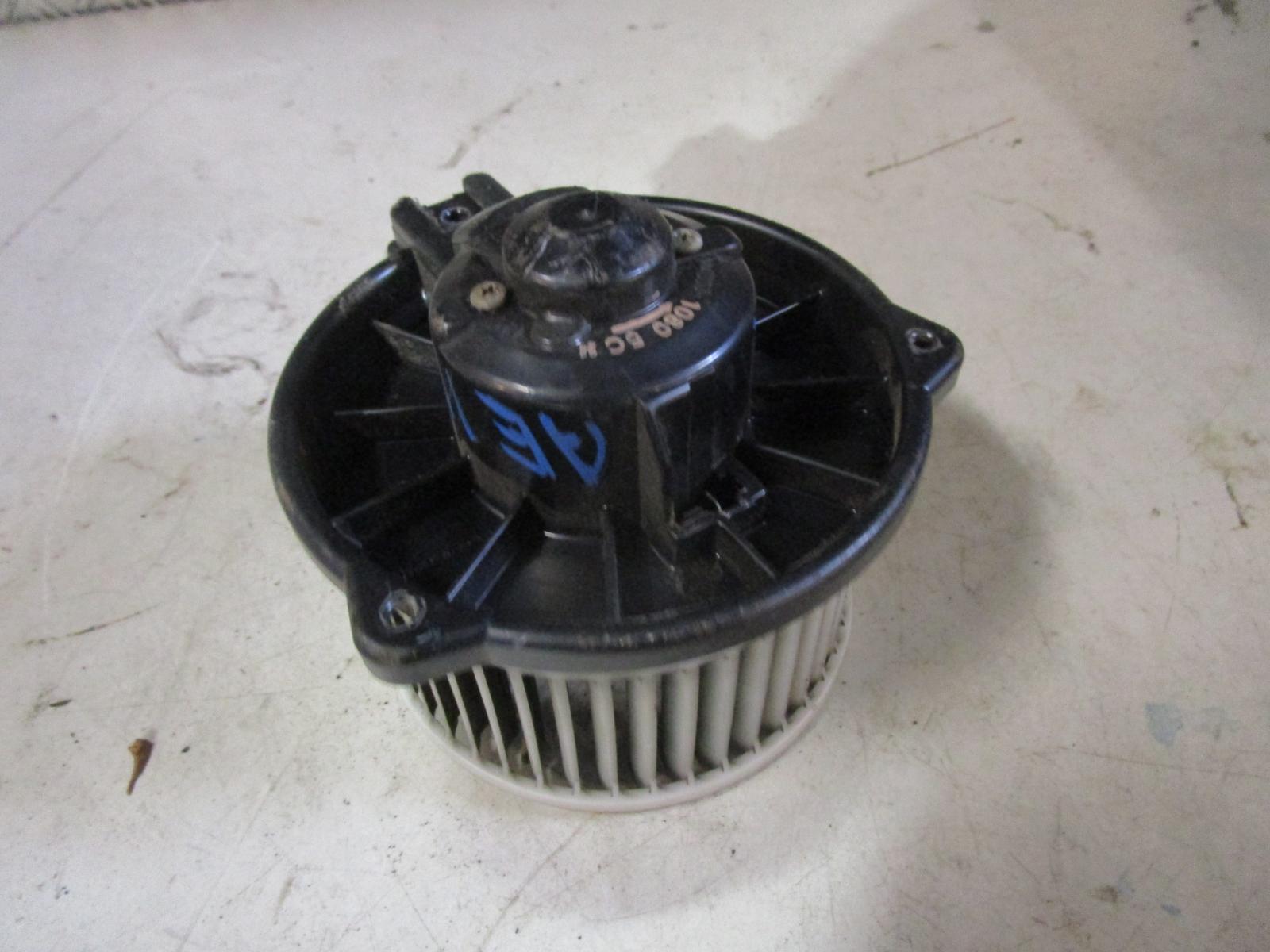 View Auto part Heater Fan Motor Toyota Corolla 1998