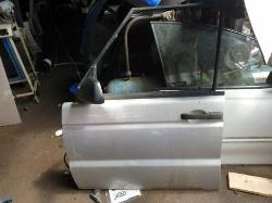 View Auto part Left Front Door Land Rover Discovery 2003