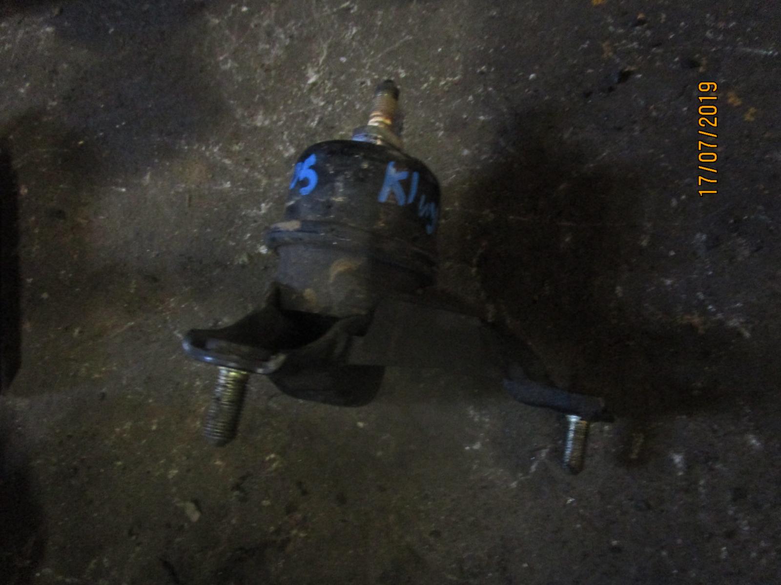 View Auto part Mount Toyota Kluger 2005