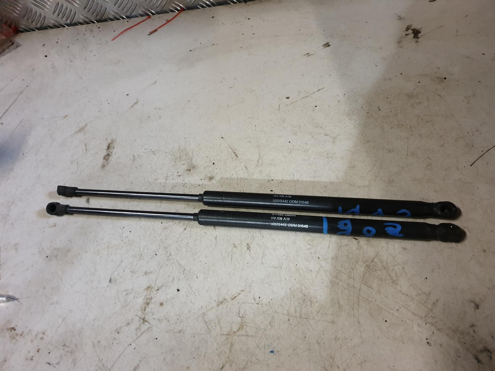 View Auto part Hatch Strut Alfa Romeo Mito 2009