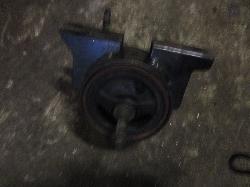 View Auto part Mount Nissan Pulsar 2001