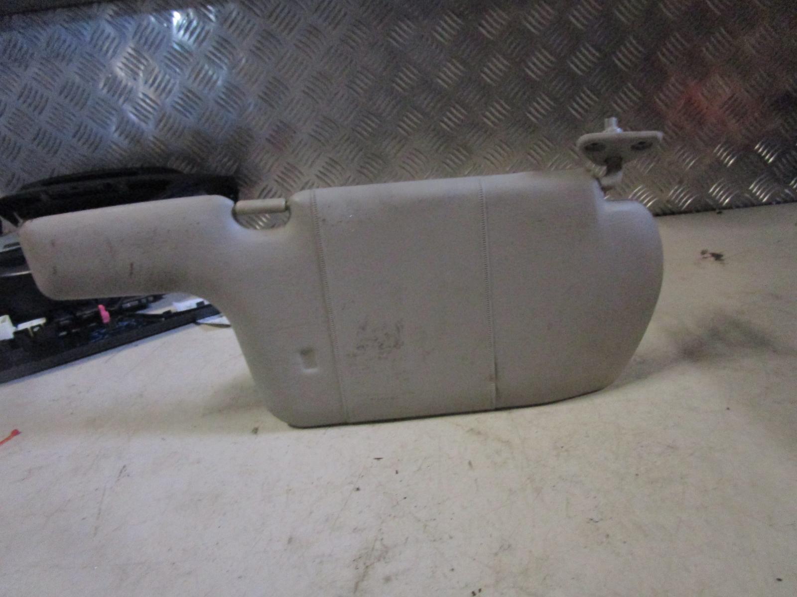 View Auto part Sunvisor Nissan Pulsar 2001