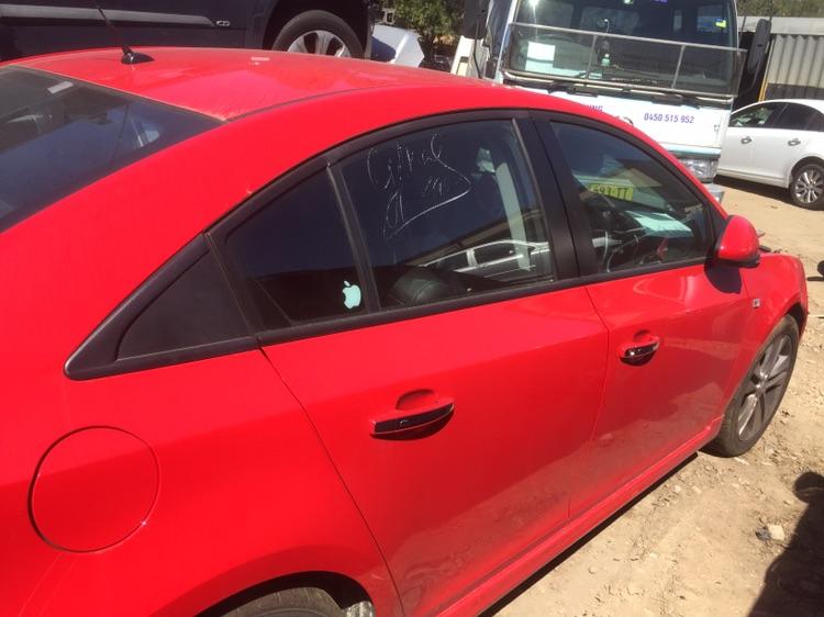 View Auto part Side Step/Skirt Holden Cruze 2013