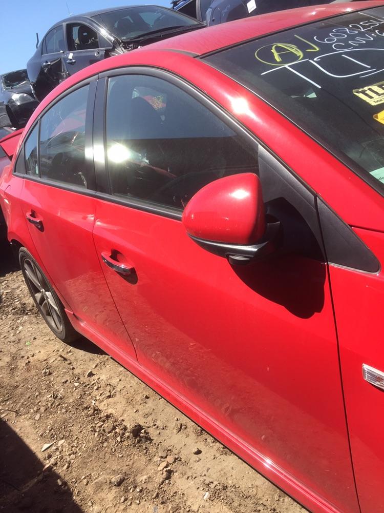 View Auto part Side Step/Skirt Holden Cruze 2013
