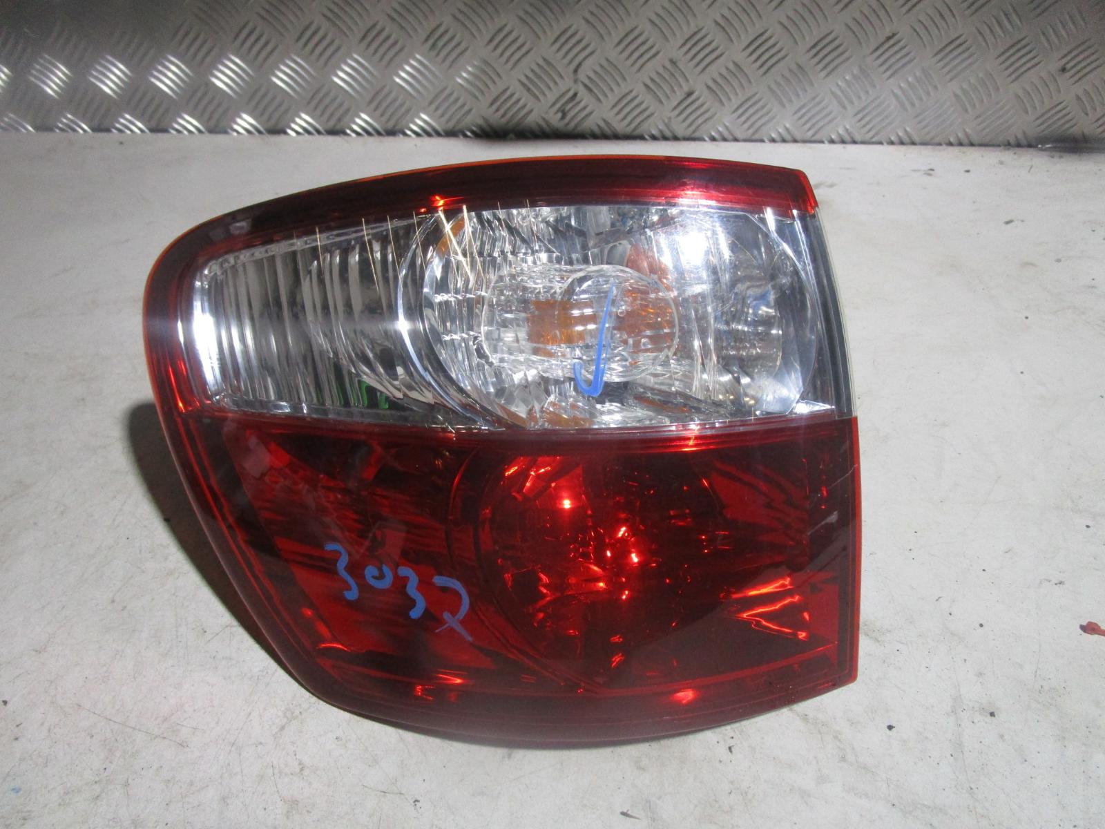 View Auto part Left Taillight Toyota Avensis 2007